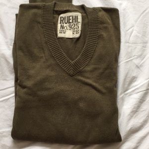 Ruehl sweater